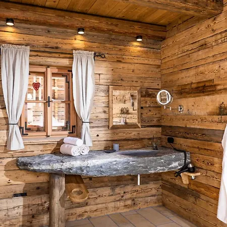 Schrofen Chalet *